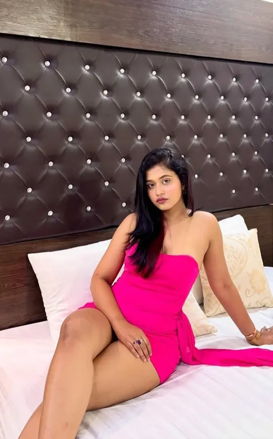 female call girl in Delhi